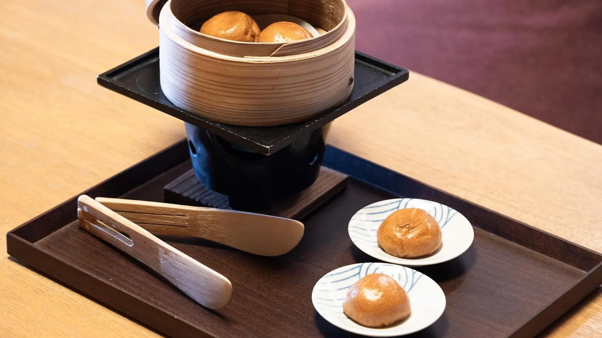 ニセコ昆布温泉　ホテル甘露の森 ニセコ町 4*,